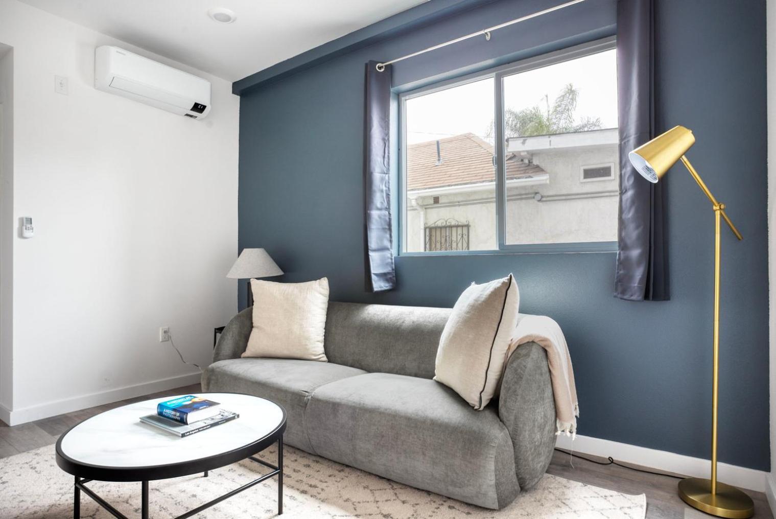 Apartment Blueground Koreatown Nr Theater Metro Food Lax-1196